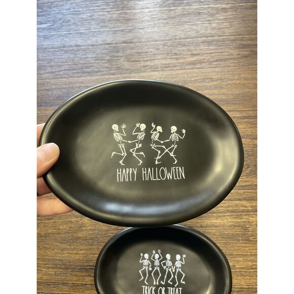 Rae Dunn Artisan Collection Black Halloween Skeleton Oval Dishes lot of 2 - Picture 3 of 5